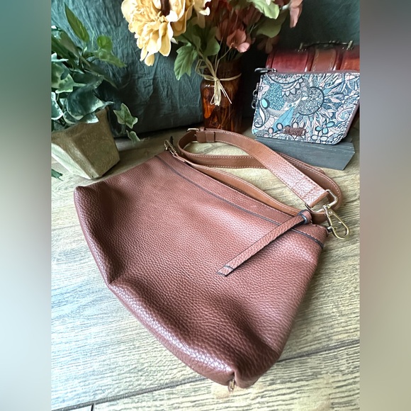 Steve Madden Crossbody Hobo Bag Purse w/Sakroots Wallet - Earth Tone Bag - Picture 12 of 12